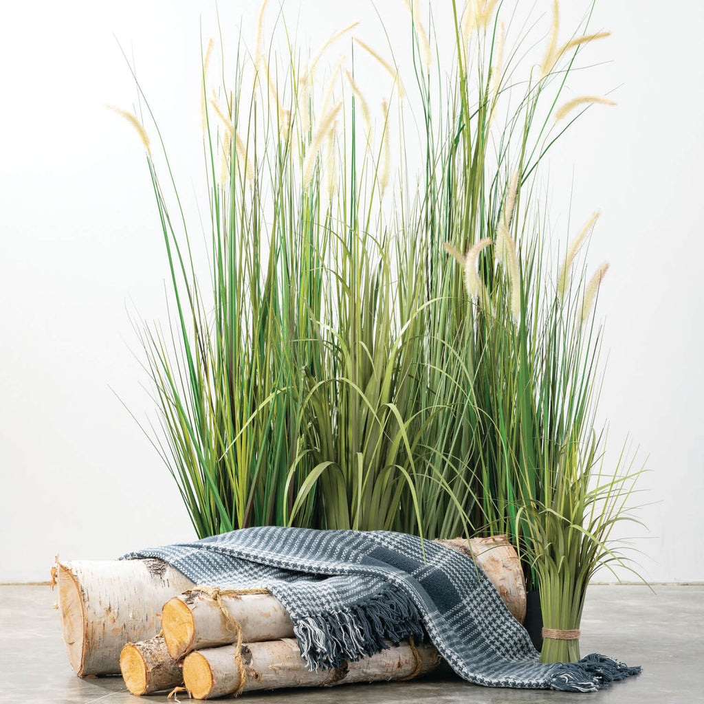 Grass Stand                   