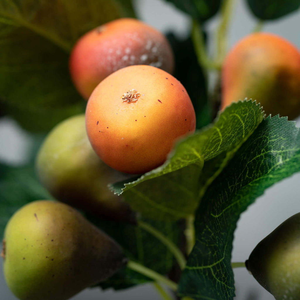 Multi-Color Mini Pear Spray   