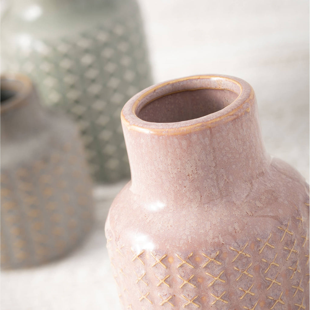 Crosshatch Pattern Vase Set   