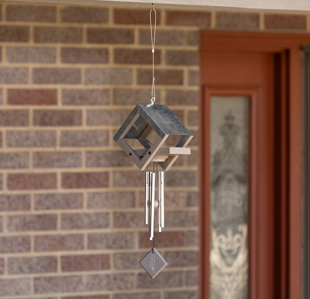 Woodstock Bird Feeder Chime™