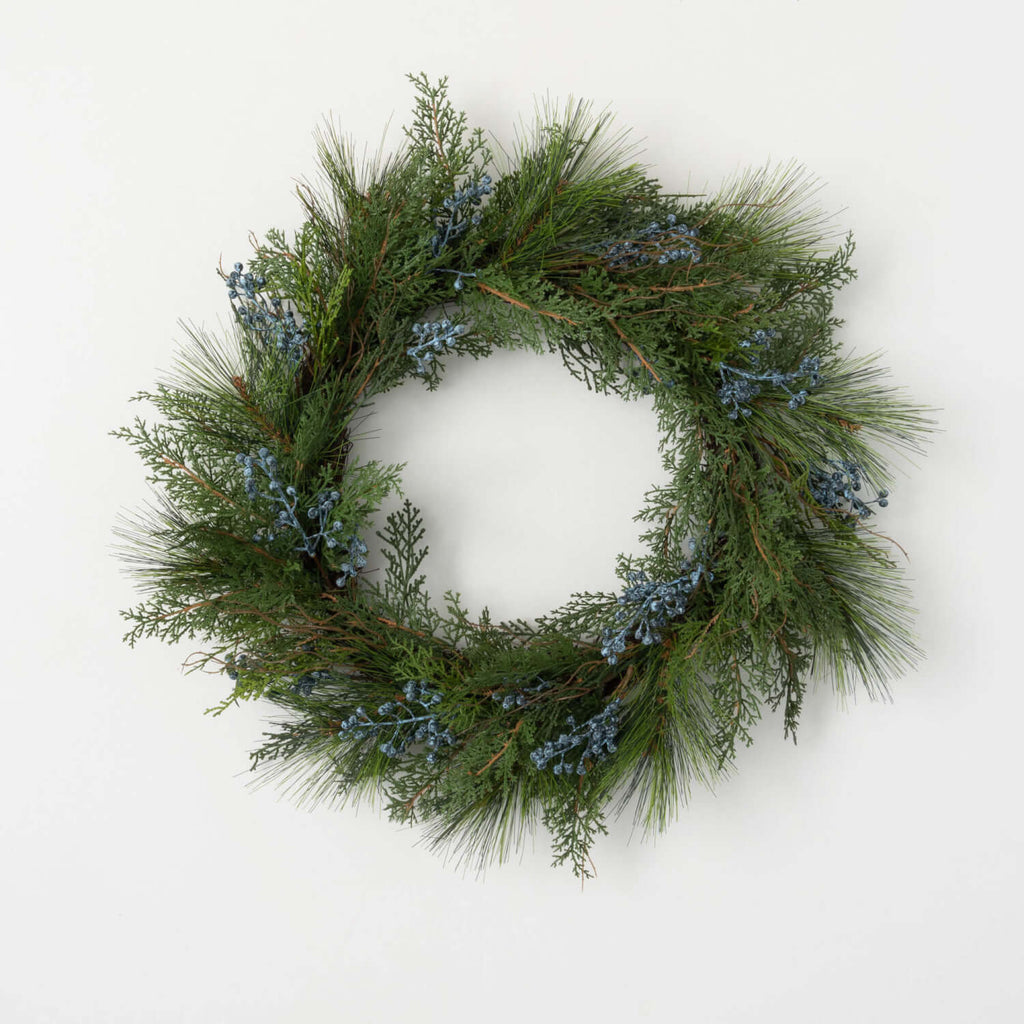 22" Juniper Wreath            